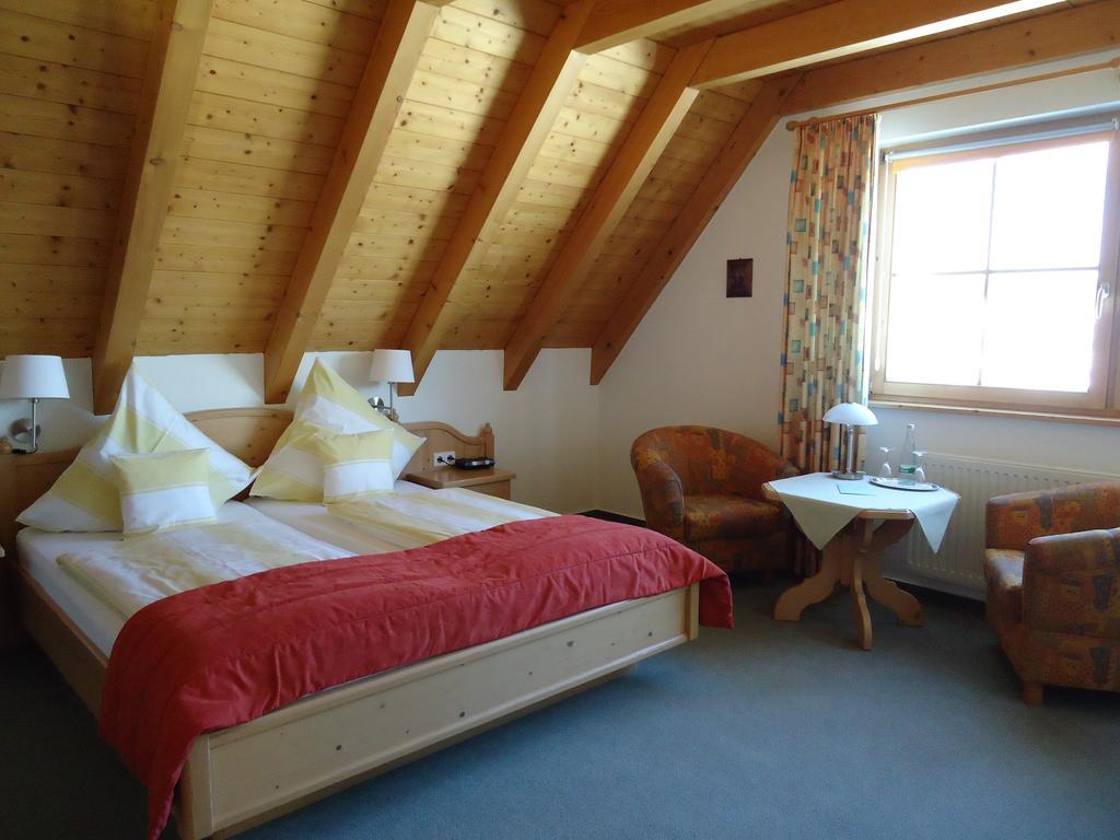 Berghotel Schiller ショナッハ 部屋 写真