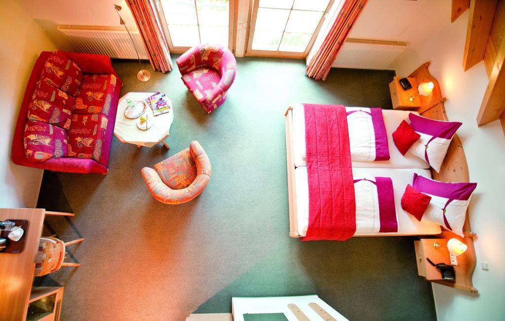 Berghotel Schiller ショナッハ エクステリア 写真