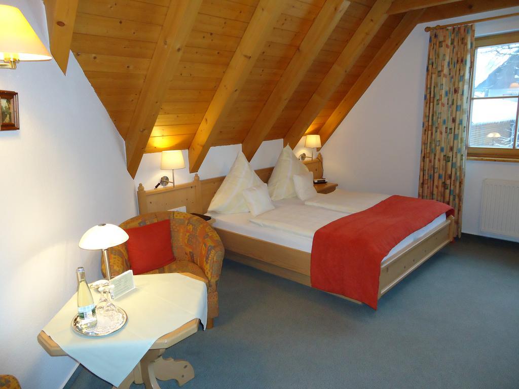 Berghotel Schiller ショナッハ エクステリア 写真